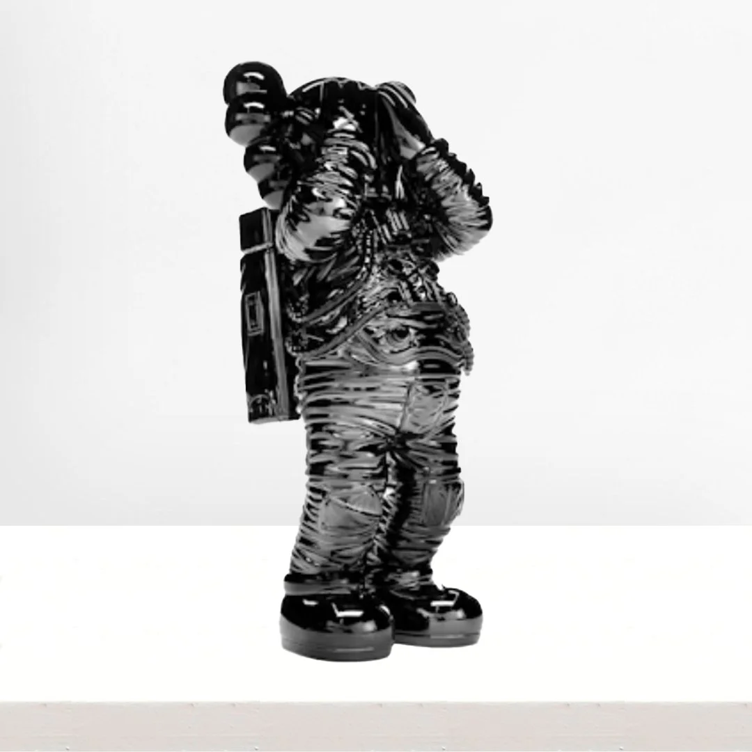 KAWS HOLIDAY SPACE BLACK カウズ KAWS Holiday Space Figure Black - US